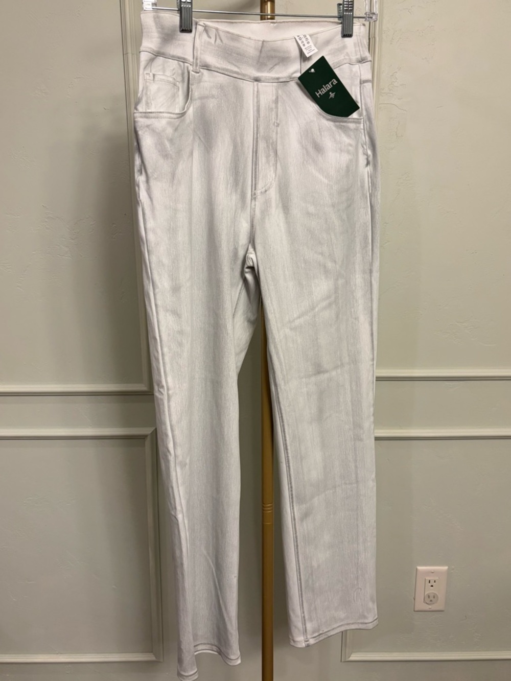 Halara Viral Stretch Denim Jeans White Distress  Jegging MSRP $54 NWT MED